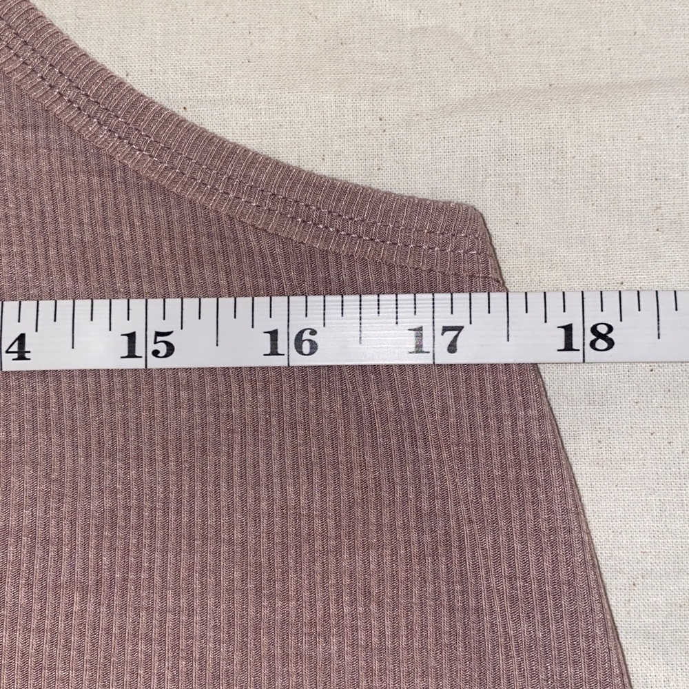 Dress Forum Flowy Racerback Tank - Picture 9 of 12